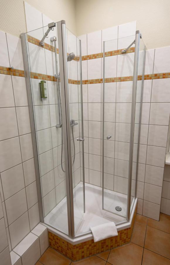 Heidelworld Aparthotel Heidelberg Bagian luar foto