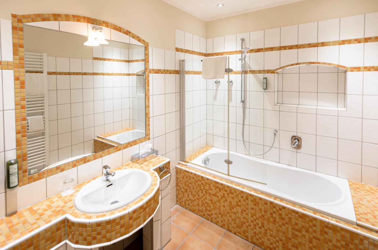 Heidelworld Aparthotel Heidelberg Bagian luar foto