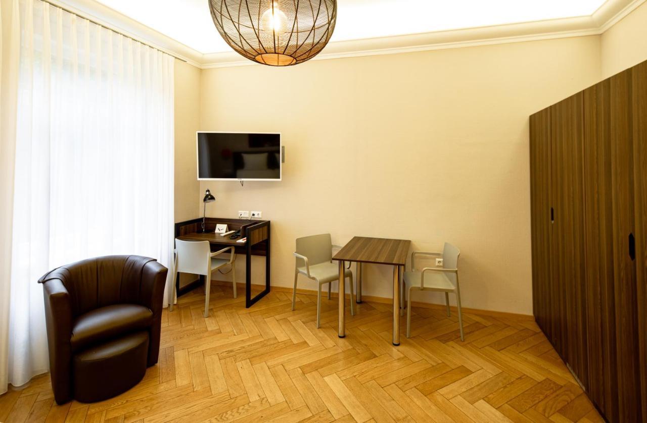 Heidelworld Aparthotel Heidelberg Bagian luar foto