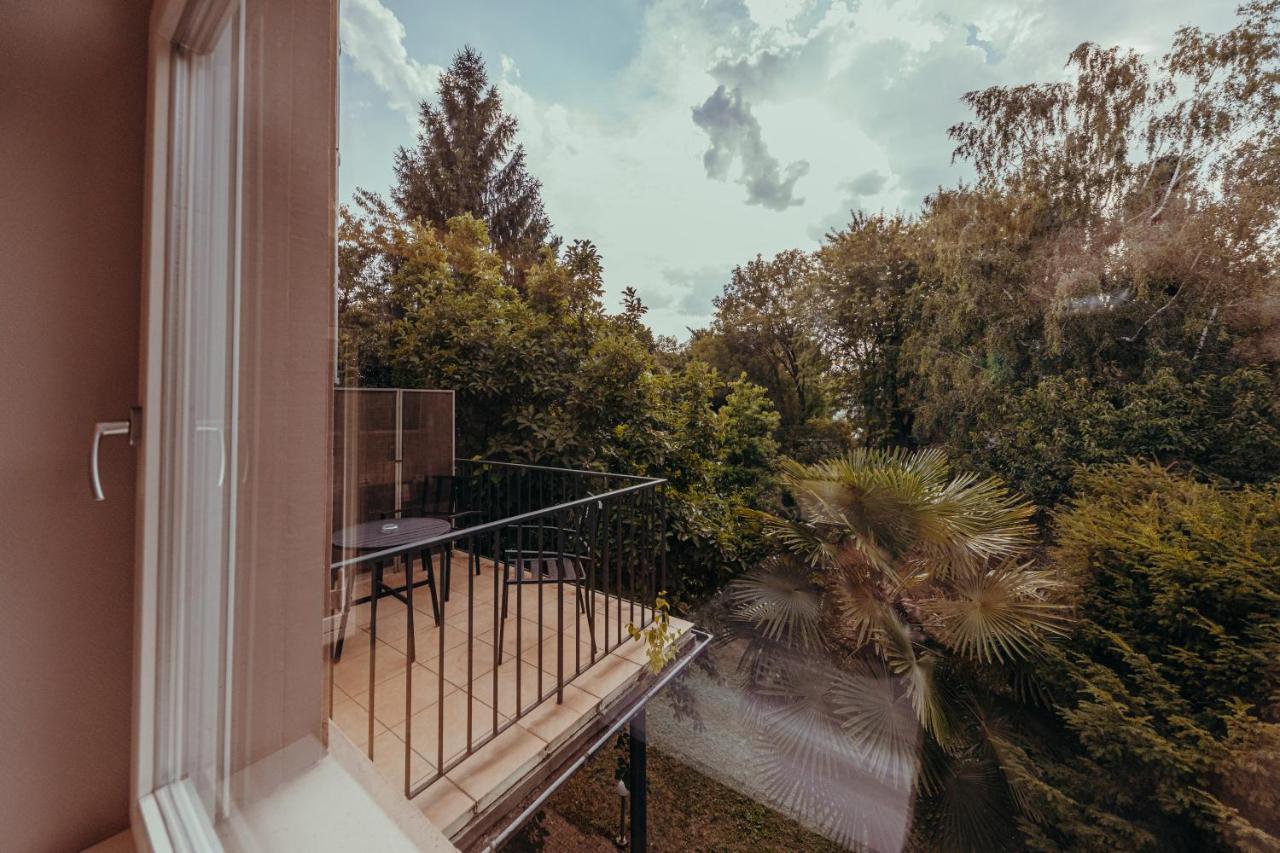 Heidelworld Aparthotel Heidelberg Bagian luar foto