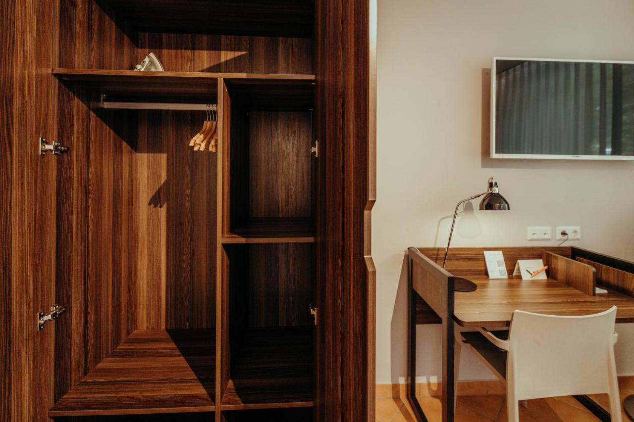 Heidelworld Aparthotel Heidelberg Bagian luar foto